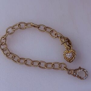 listing-status-banner